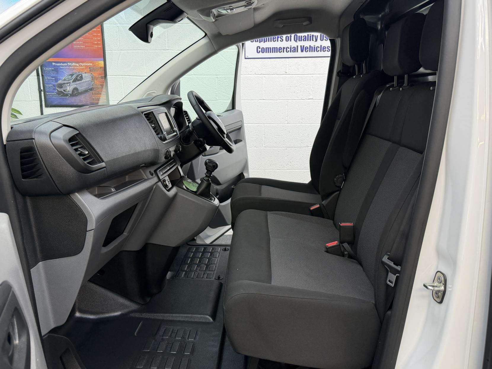 2022 VAUXHALL VIVARO 2022 VAUXHALL VIVARO