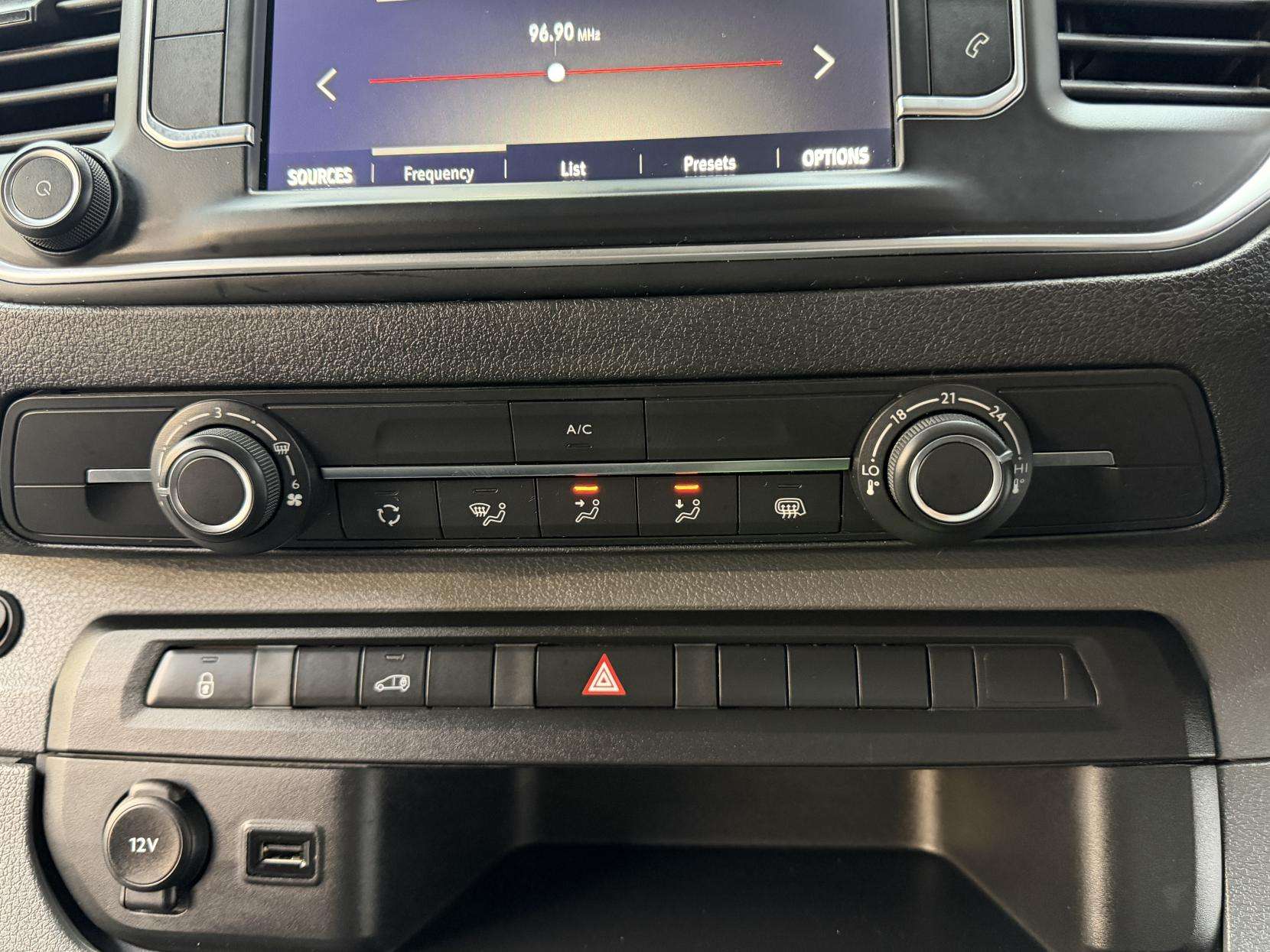 2022 VAUXHALL VIVARO 2022 VAUXHALL VIVARO