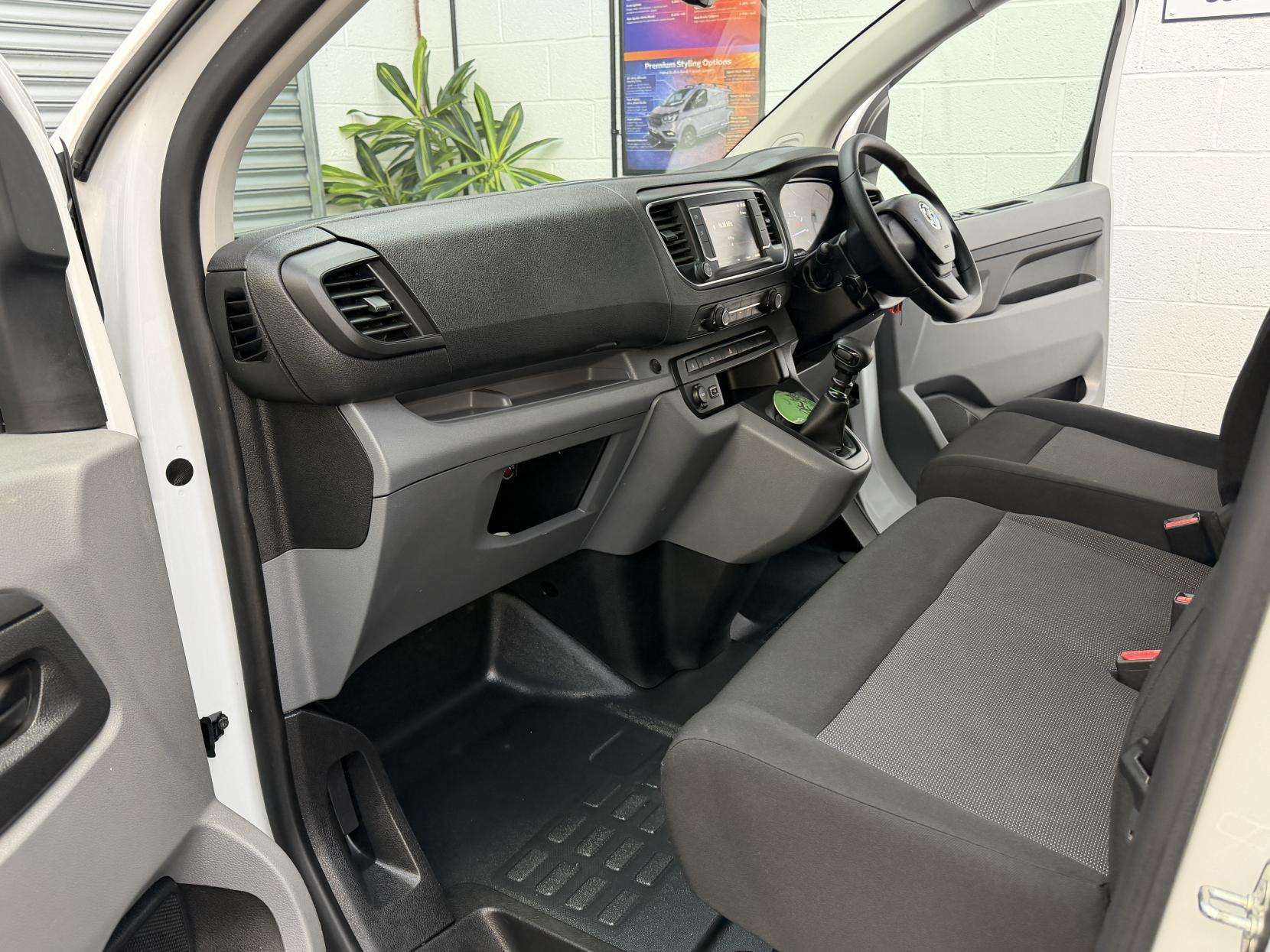 2022 VAUXHALL VIVARO 2022 VAUXHALL VIVARO