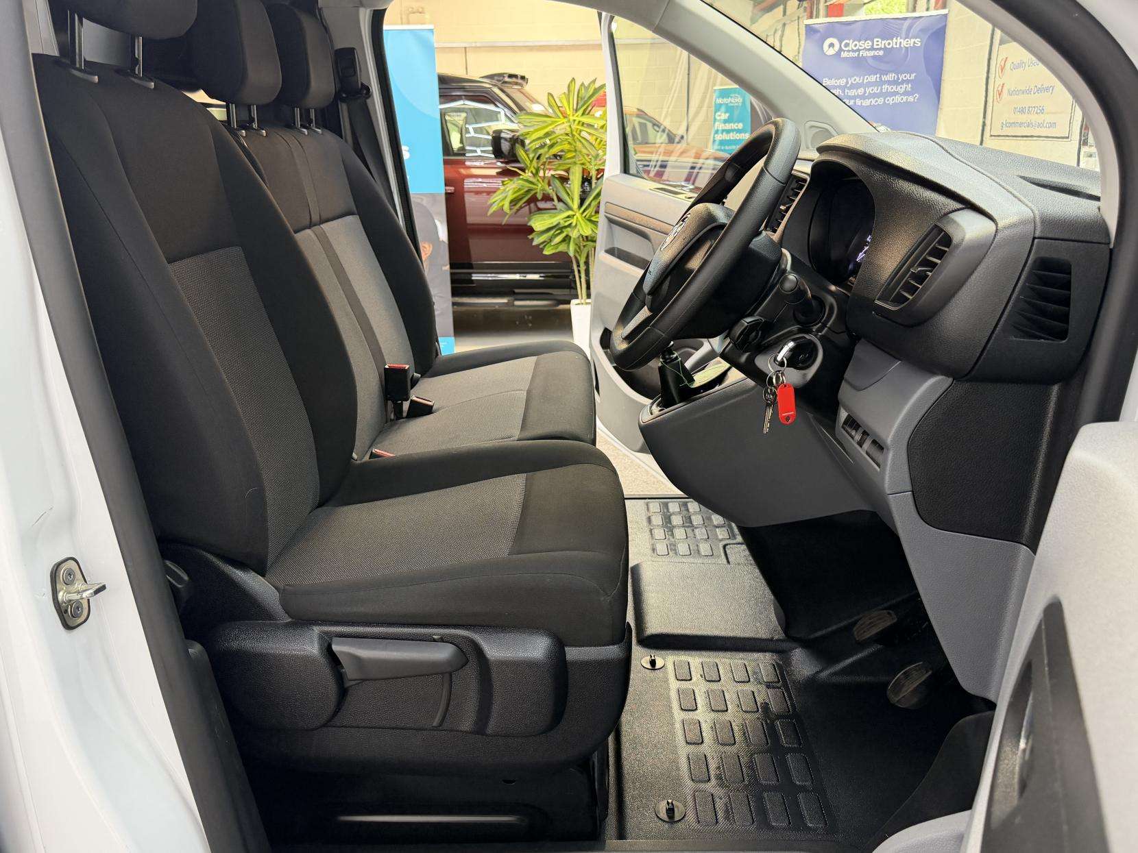 2022 VAUXHALL VIVARO 2022 VAUXHALL VIVARO