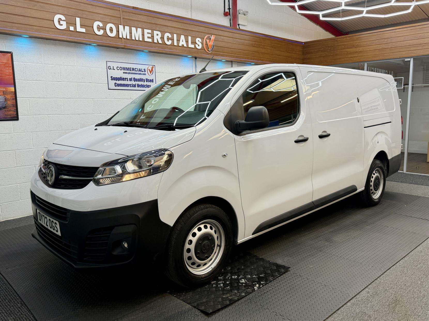 A 2022 VAUXHALL VIVARO 1.5 Turbo D 2900 Dynamic Panel Van 6dr Diesel Manual L2 H1 Euro 6 (s/s) (100 ps) A 2022 VAUXHALL VIVARO 1.5 Turbo D 2900 Dynamic Panel Van 6dr Diesel Manual L2 H1 Euro 6 (s/s) (100 ps)