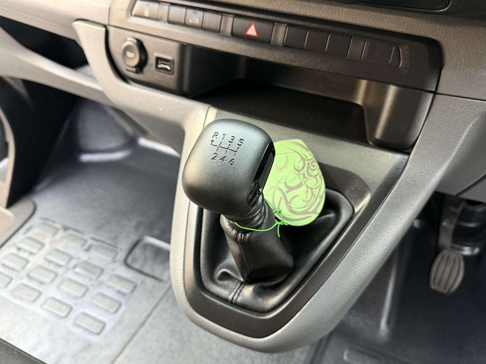 2022 VAUXHALL VIVARO 2022 VAUXHALL VIVARO