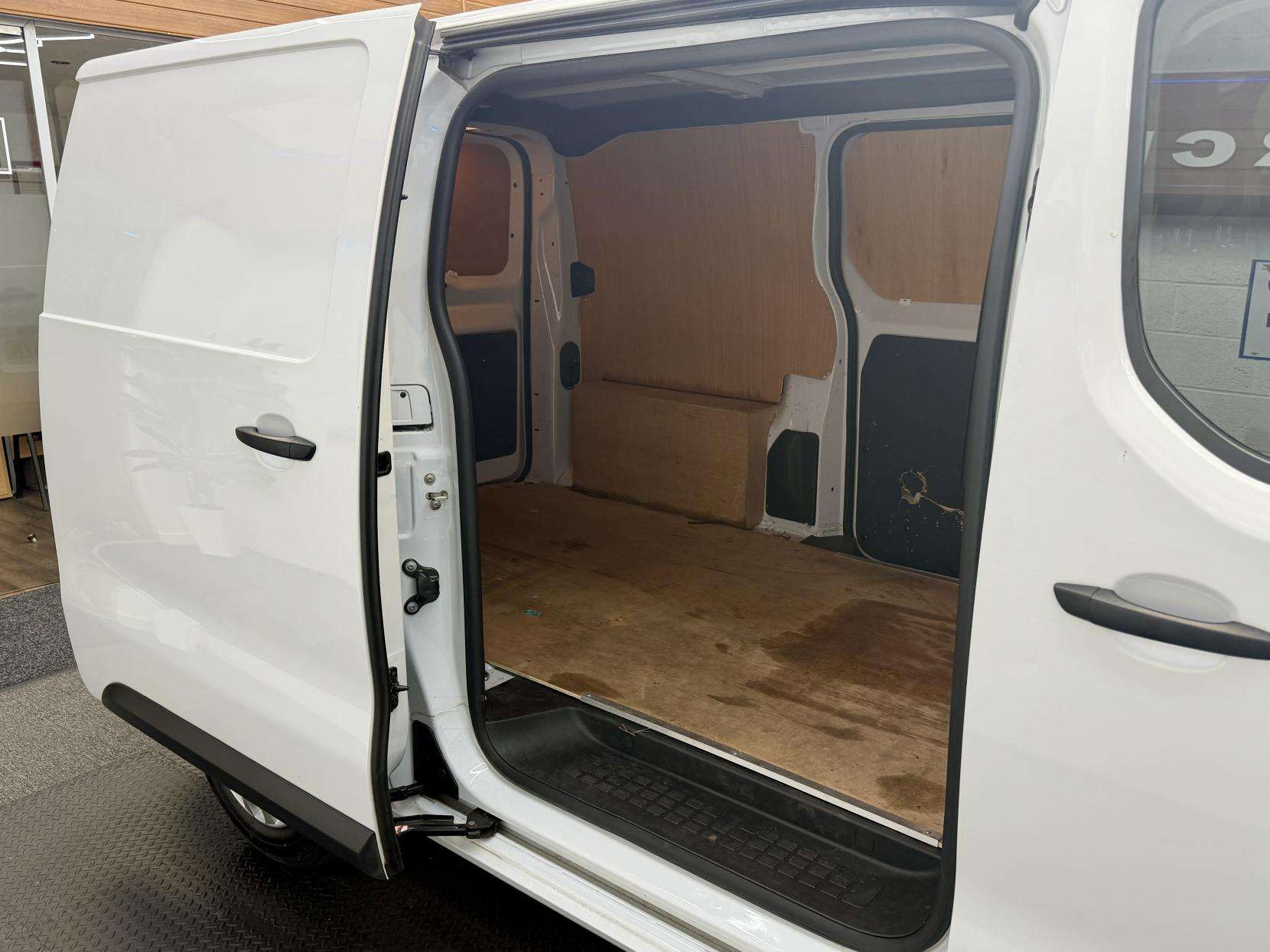 2023 VAUXHALL VIVARO 2023 VAUXHALL VIVARO