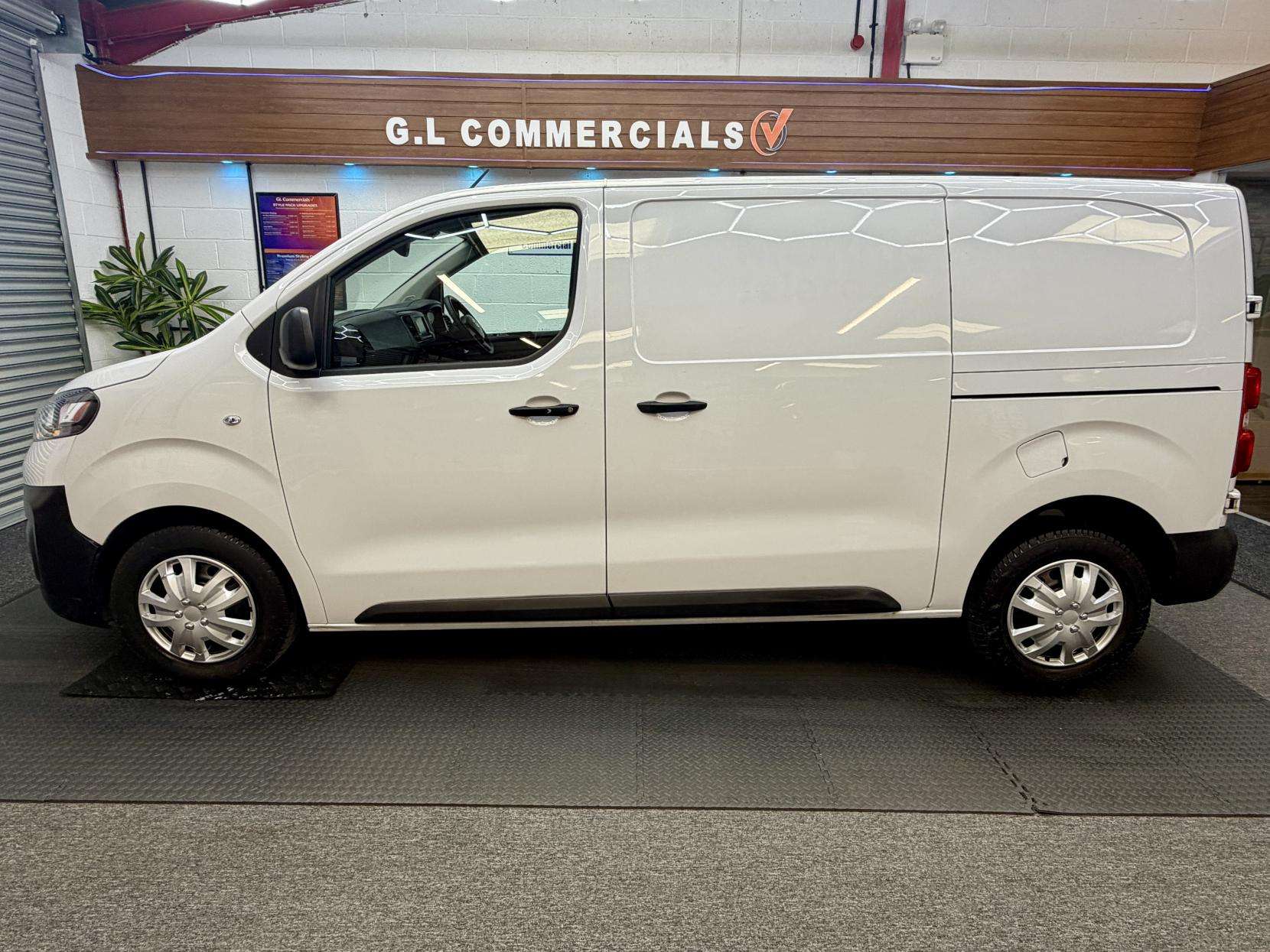 2023 VAUXHALL VIVARO 2023 VAUXHALL VIVARO