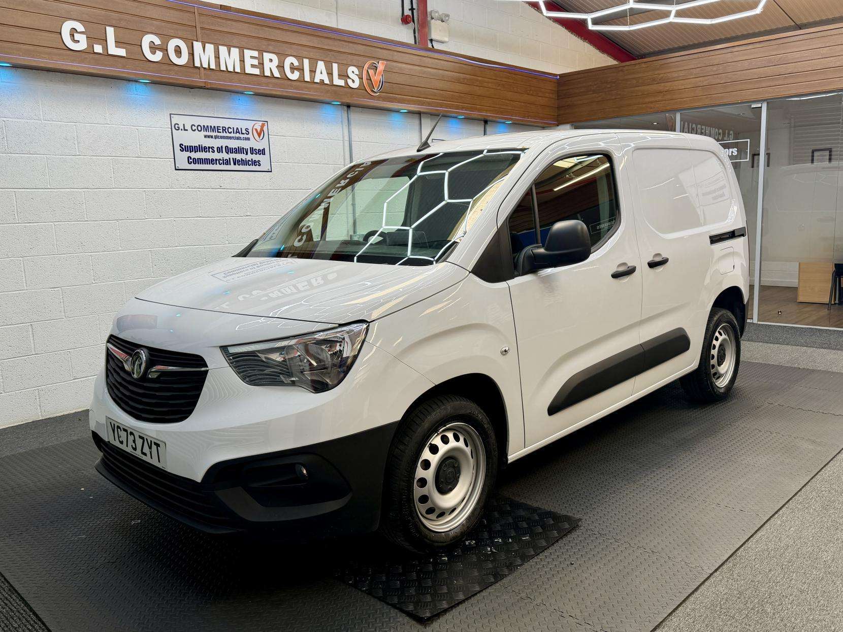 A 2023 VAUXHALL COMBO 1.5 Turbo D 2300 Prime Panel Van 5dr Diesel Manual L1 H1 Euro 6 (s/s) (100 ps) A 2023 VAUXHALL COMBO 1.5 Turbo D 2300 Prime Panel Van 5dr Diesel Manual L1 H1 Euro 6 (s/s) (100 ps)