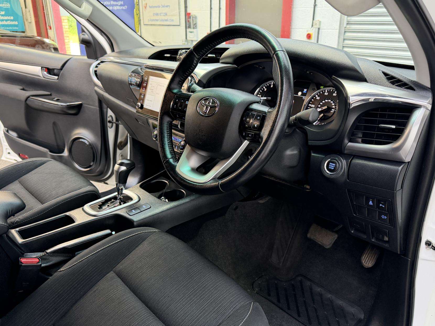 2023 TOYOTA HILUX 2023 TOYOTA HILUX