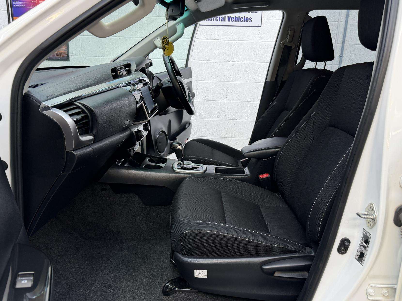 2023 TOYOTA HILUX 2023 TOYOTA HILUX