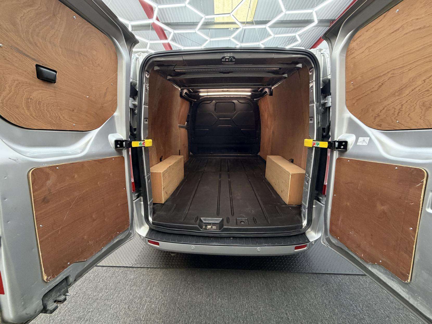 2022 FORD TRANSIT CUSTOM 2022 FORD TRANSIT CUSTOM