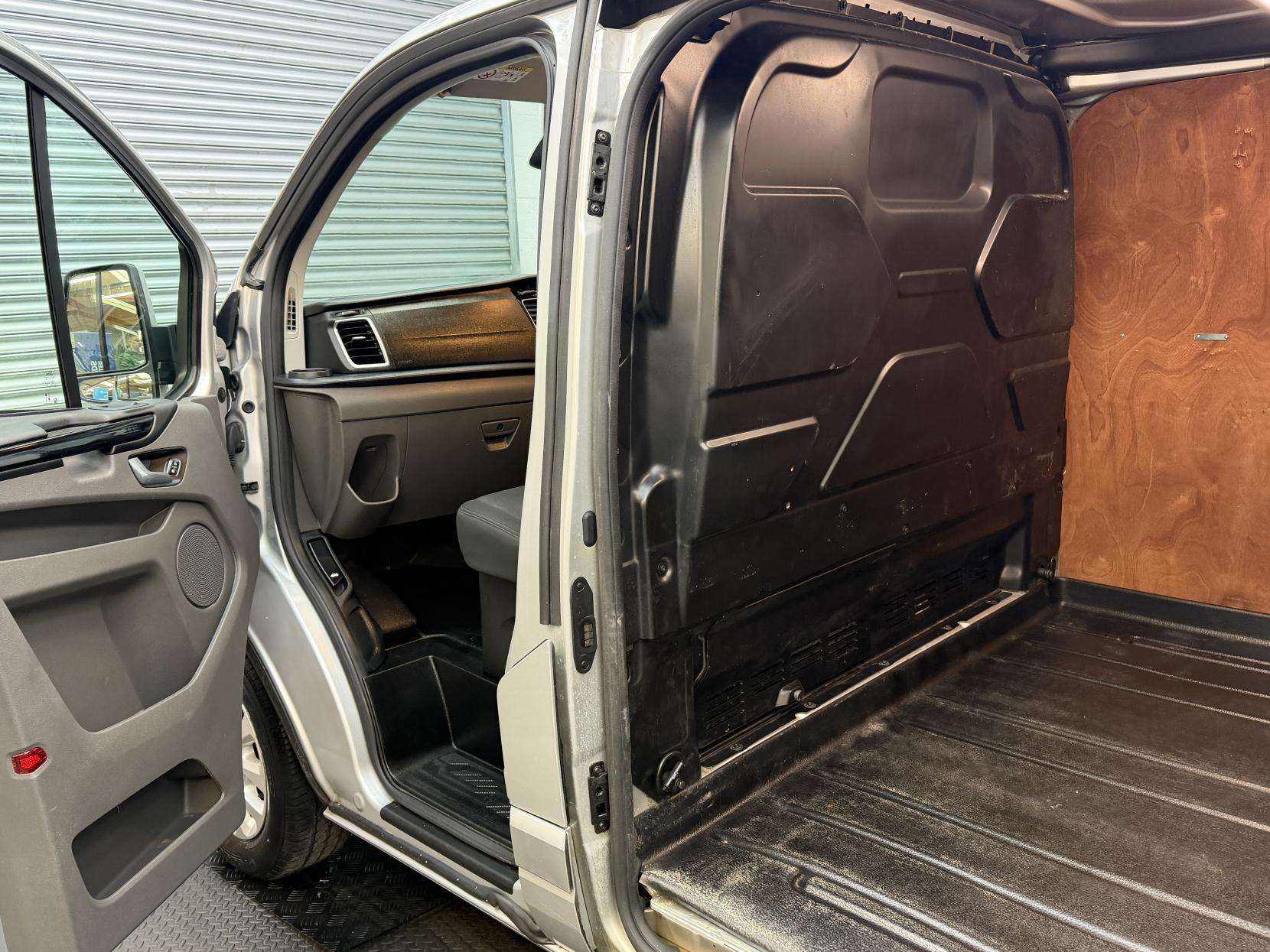 2022 FORD TRANSIT CUSTOM 2022 FORD TRANSIT CUSTOM