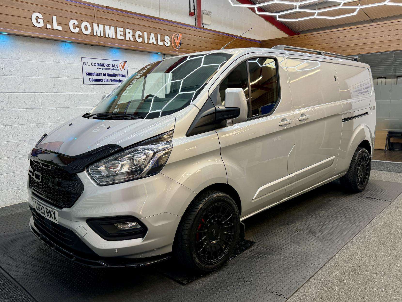 A 2023 FORD TRANSIT CUSTOM 2.0 300 EcoBlue Limited Panel Van 5dr Diesel Manual L2 H1 Euro 6 (s/s) (130 ps) A 2023 FORD TRANSIT CUSTOM 2.0 300 EcoBlue Limited Panel Van 5dr Diesel Manual L2 H1 Euro 6 (s/s) (130 ps)