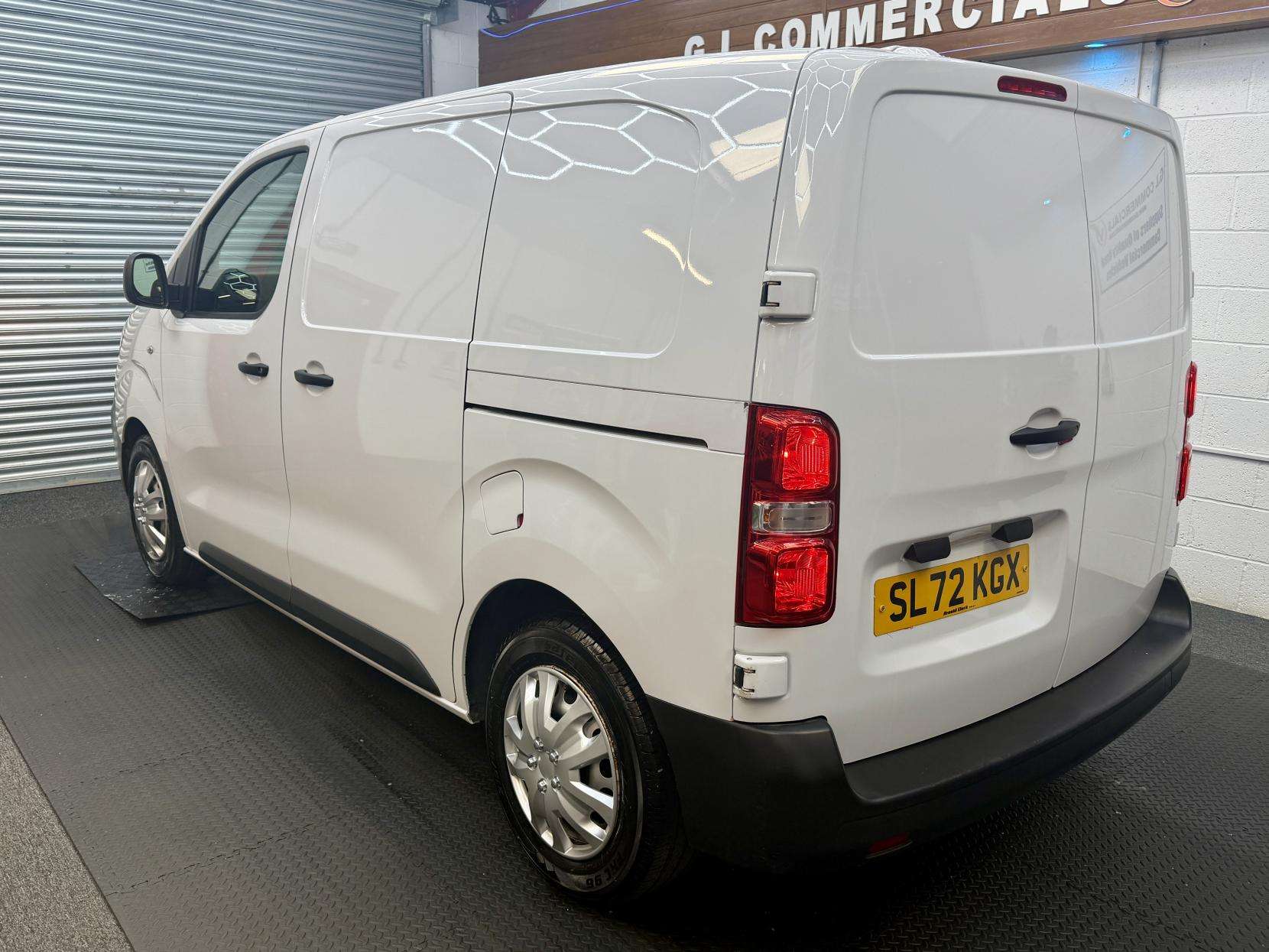 A 2022 CITROEN DISPATCH 1.5 BlueHDi 1000 Enterprise Pro XS Panel Van 6dr Diesel Manual FWD 1 Euro 6 (s/s) (100 ps) A 2022 CITROEN DISPATCH 1.5 BlueHDi 1000 Enterprise Pro XS Panel Van 6dr Diesel Manual FWD 1 Euro 6 (s/s) (100 ps)
