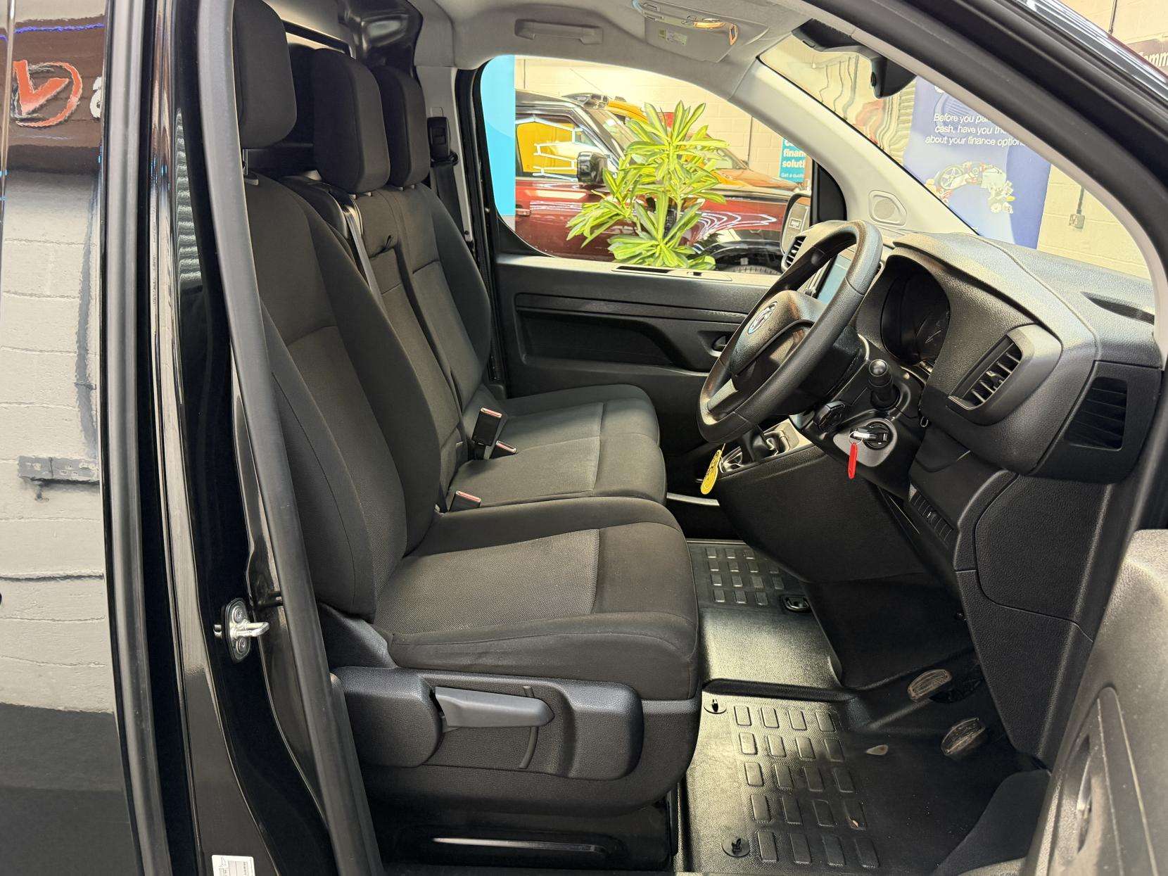 2024 VAUXHALL VIVARO 2024 VAUXHALL VIVARO