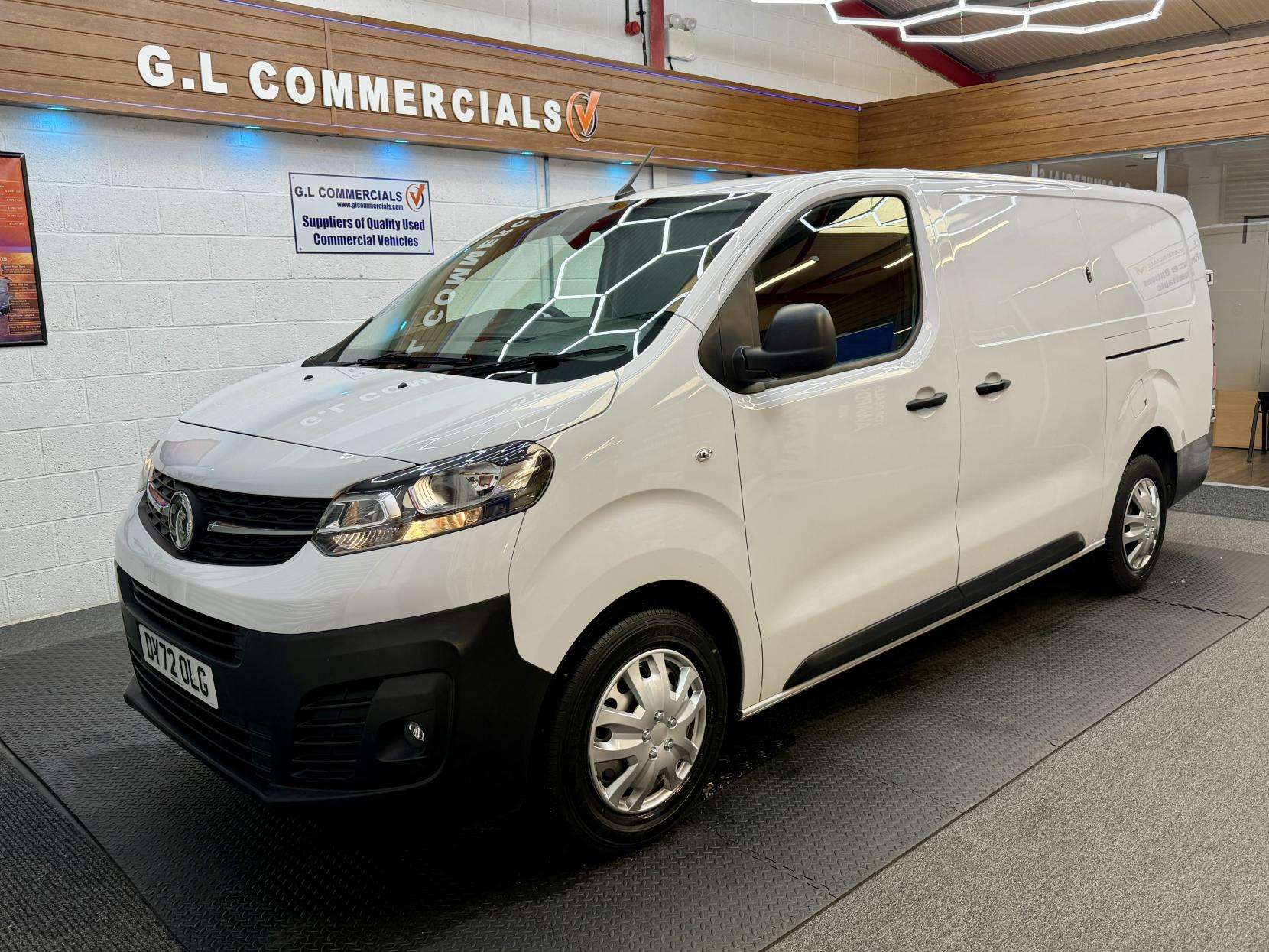 A 2022 VAUXHALL VIVARO 1.5 Turbo D 2900 Dynamic Panel Van 6dr Diesel Manual L2 H1 Euro 6 (s/s) (100 ps) A 2022 VAUXHALL VIVARO 1.5 Turbo D 2900 Dynamic Panel Van 6dr Diesel Manual L2 H1 Euro 6 (s/s) (100 ps)