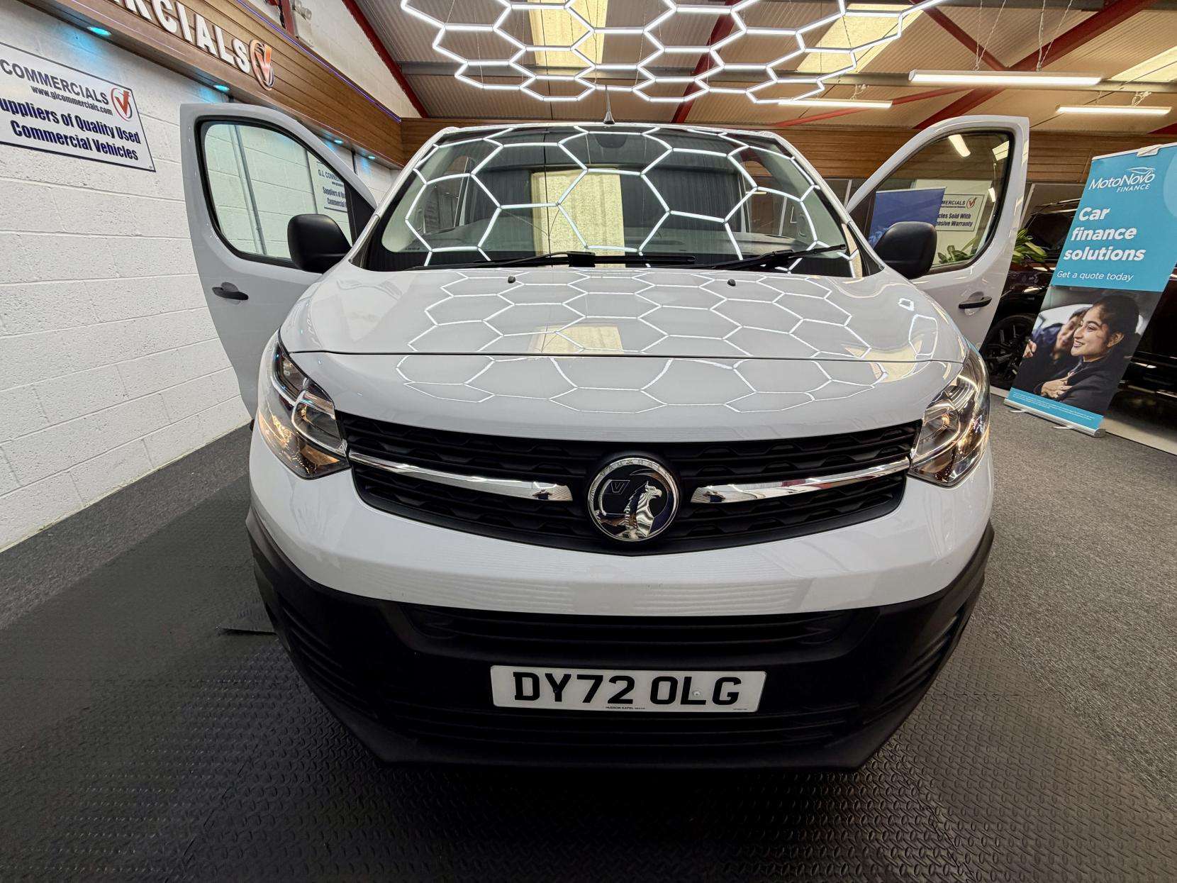 A 2022 VAUXHALL VIVARO 1.5 Turbo D 2900 Dynamic Panel Van 6dr Diesel Manual L2 H1 Euro 6 (s/s) (100 ps) A 2022 VAUXHALL VIVARO 1.5 Turbo D 2900 Dynamic Panel Van 6dr Diesel Manual L2 H1 Euro 6 (s/s) (100 ps)