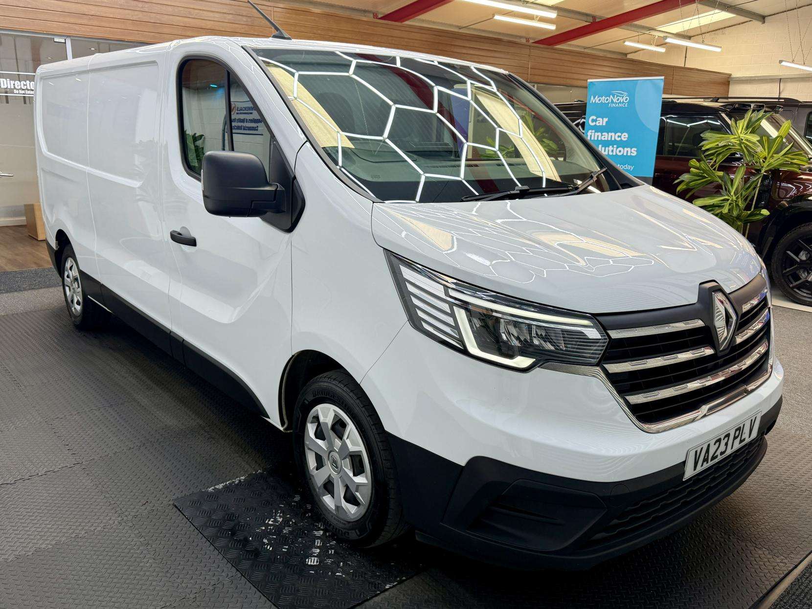 2023 RENAULT TRAFIC 2023 RENAULT TRAFIC