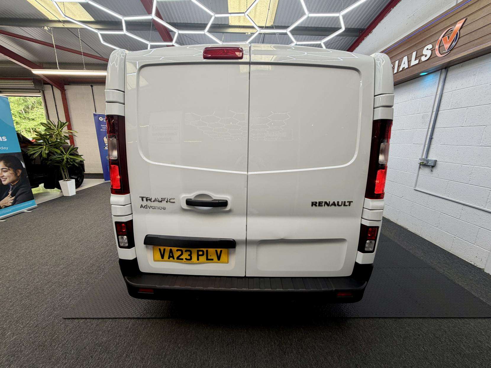 2023 RENAULT TRAFIC 2023 RENAULT TRAFIC