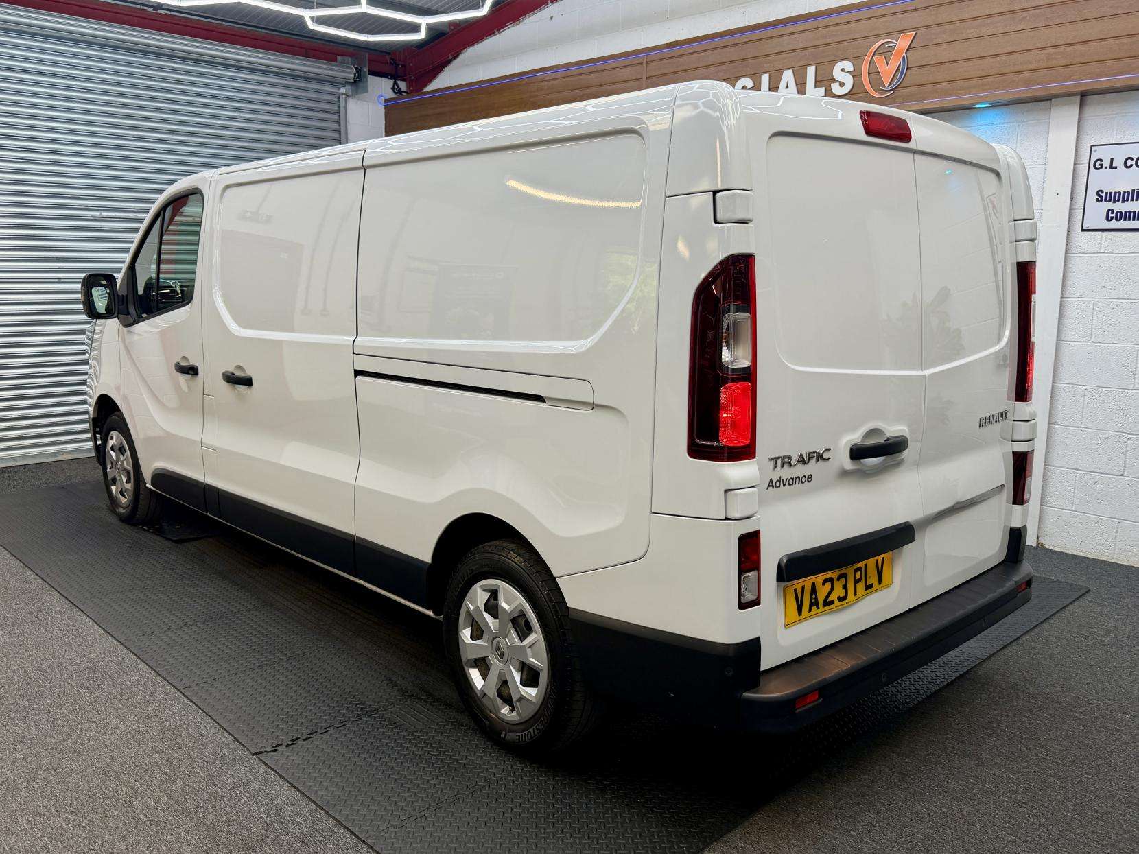 A 2023 RENAULT TRAFIC 2.0 dCi Blue LL30 Advance Panel Van 5dr Diesel Manual L2 H1 Euro 6 (s/s) (130 ps) A 2023 RENAULT TRAFIC 2.0 dCi Blue LL30 Advance Panel Van 5dr Diesel Manual L2 H1 Euro 6 (s/s) (130 ps)