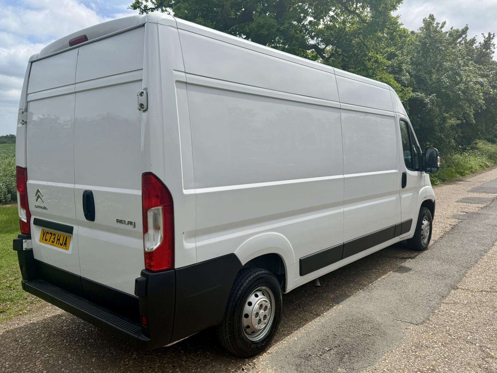 A 2023 CITROEN RELAY 2.2 BlueHDi 35 Enterprise Edition Panel Van 5dr Diesel Manual L3 High Roof Euro 6 (s/s) (140 ps) A 2023 CITROEN RELAY 2.2 BlueHDi 35 Enterprise Edition Panel Van 5dr Diesel Manual L3 High Roof Euro 6 (s/s) (140 ps)