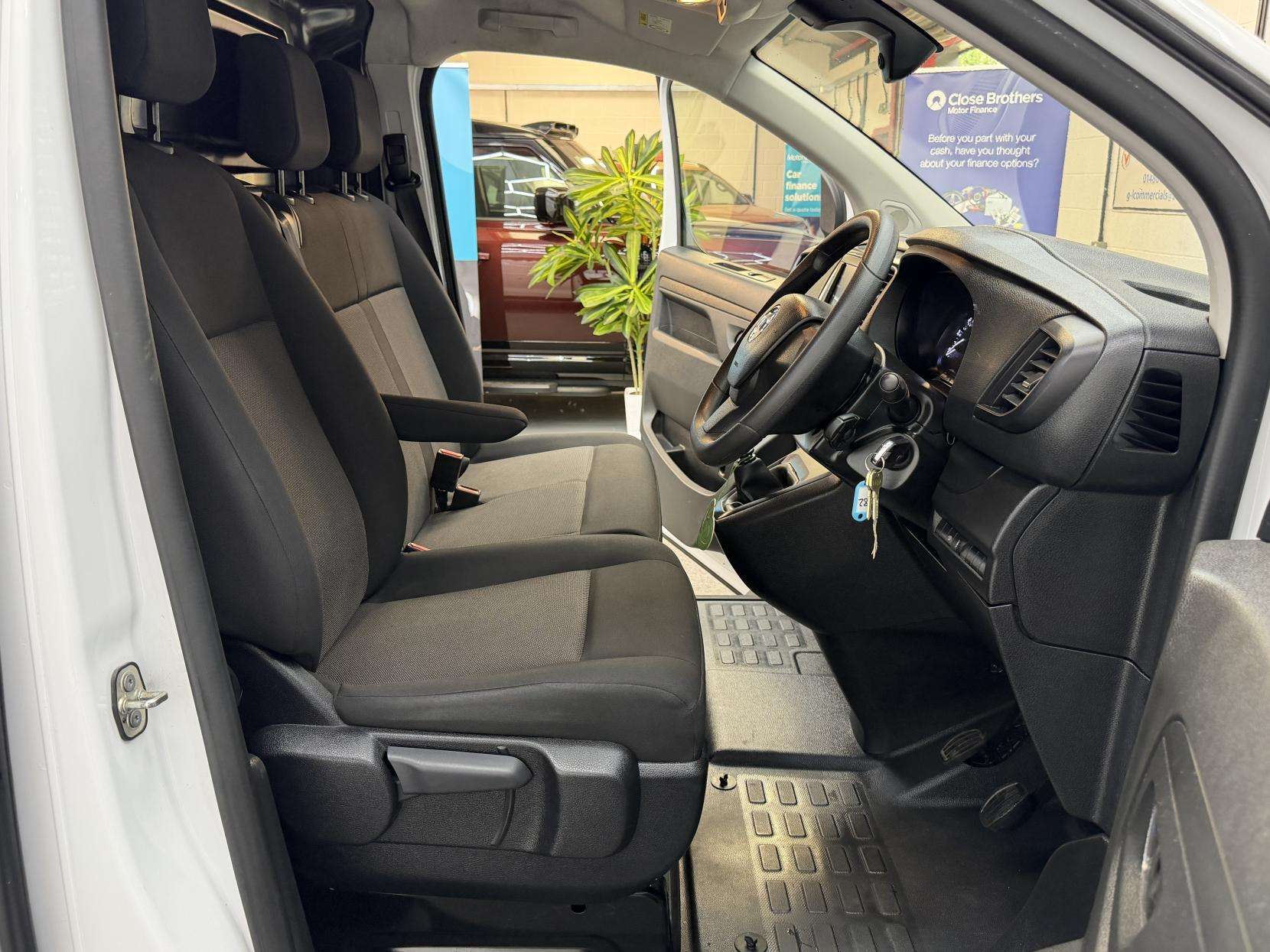 2023 VAUXHALL VIVARO 2023 VAUXHALL VIVARO