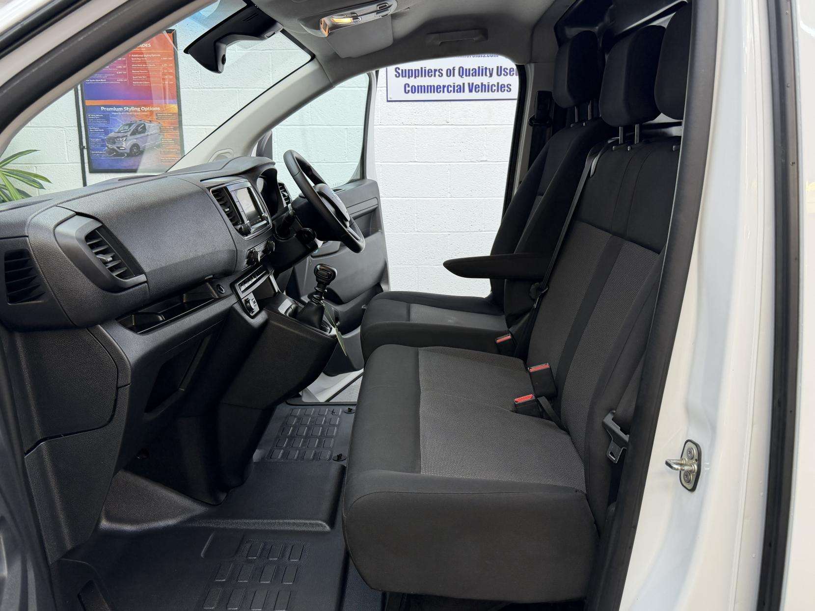2023 VAUXHALL VIVARO 2023 VAUXHALL VIVARO