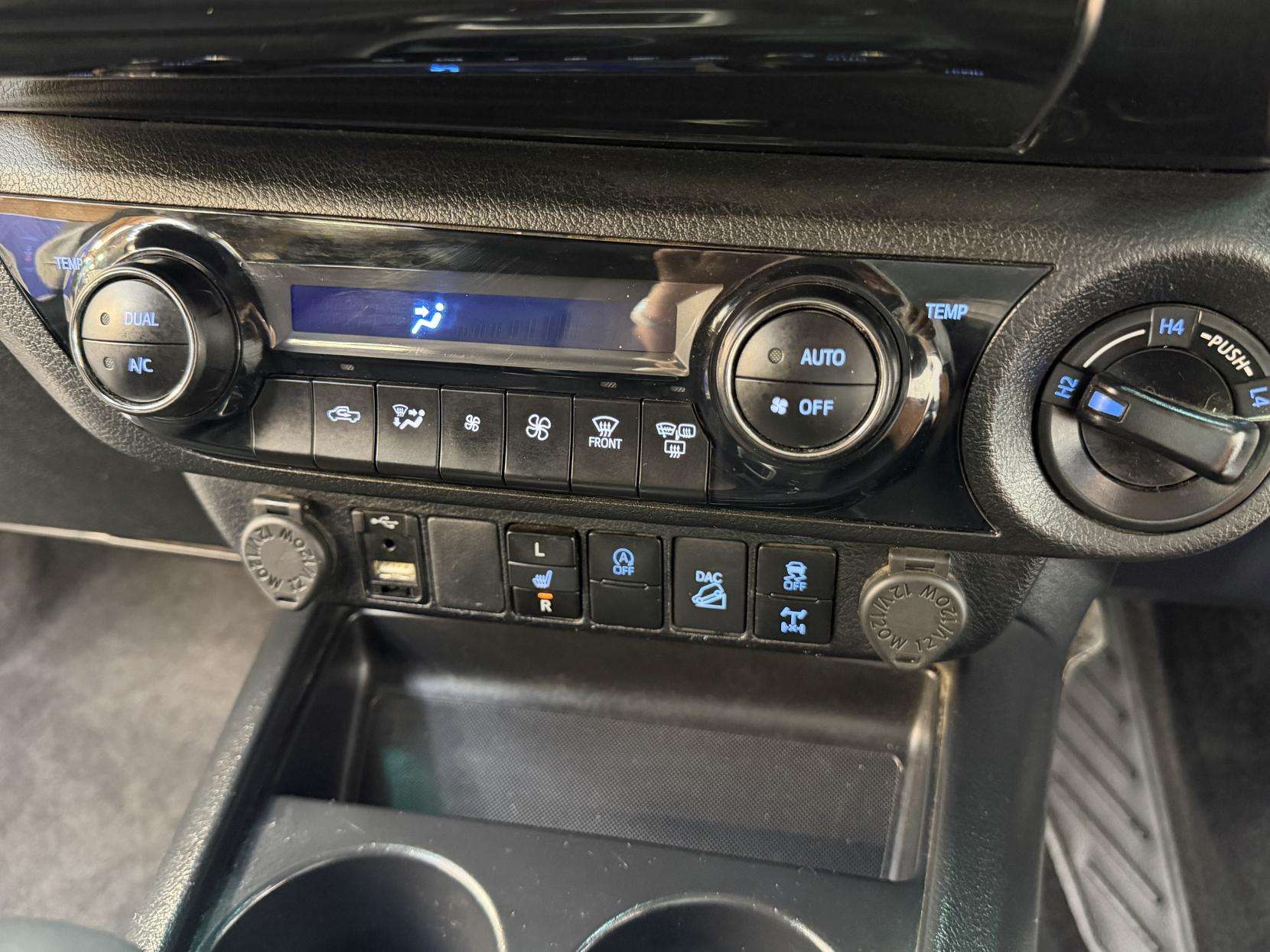 2022 TOYOTA HILUX 2022 TOYOTA HILUX