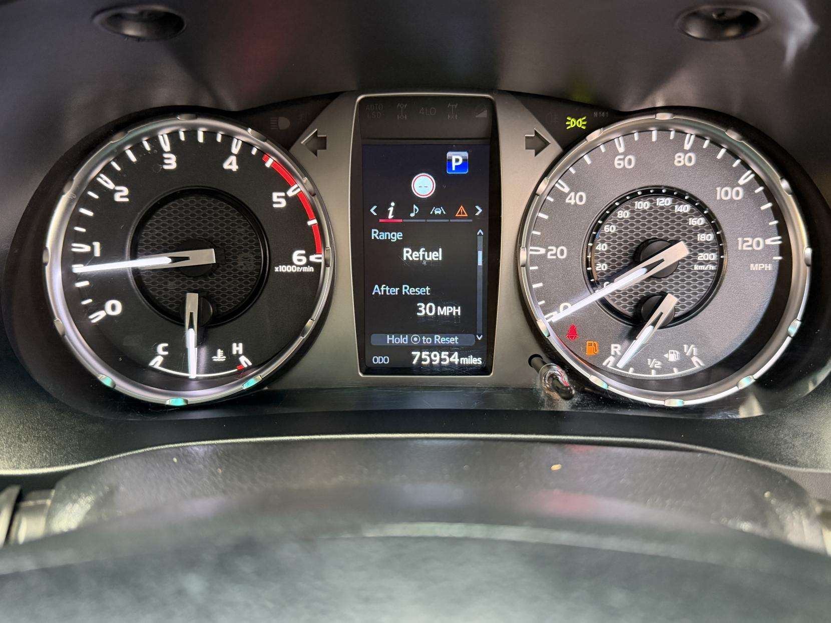 2022 TOYOTA HILUX 2022 TOYOTA HILUX