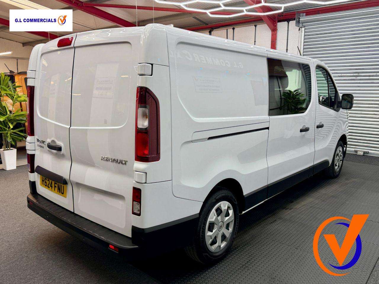 2024 RENAULT TRAFIC 2024 RENAULT TRAFIC