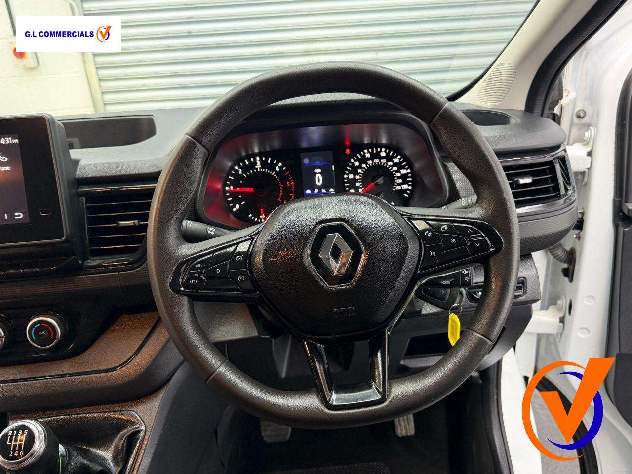 2024 RENAULT TRAFIC 2024 RENAULT TRAFIC