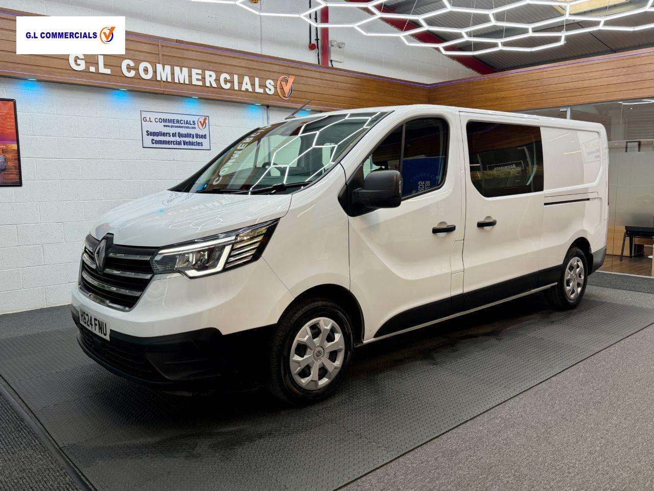 A 2024 RENAULT TRAFIC 2.0 dCi Blue LL30 Advance Crew Van Double Cab 6dr Diesel Manual L2 H1 Euro 6 (s/s) (130 ps) A 2024 RENAULT TRAFIC 2.0 dCi Blue LL30 Advance Crew Van Double Cab 6dr Diesel Manual L2 H1 Euro 6 (s/s) (130 ps)