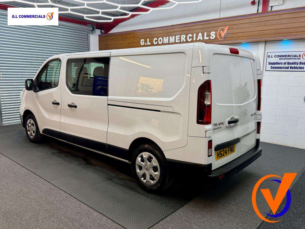 2024 RENAULT TRAFIC 2024 RENAULT TRAFIC