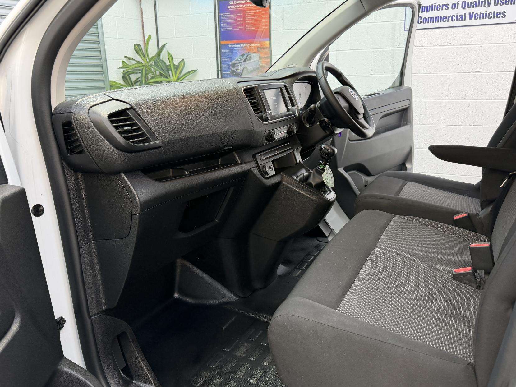 2023 VAUXHALL VIVARO 2023 VAUXHALL VIVARO