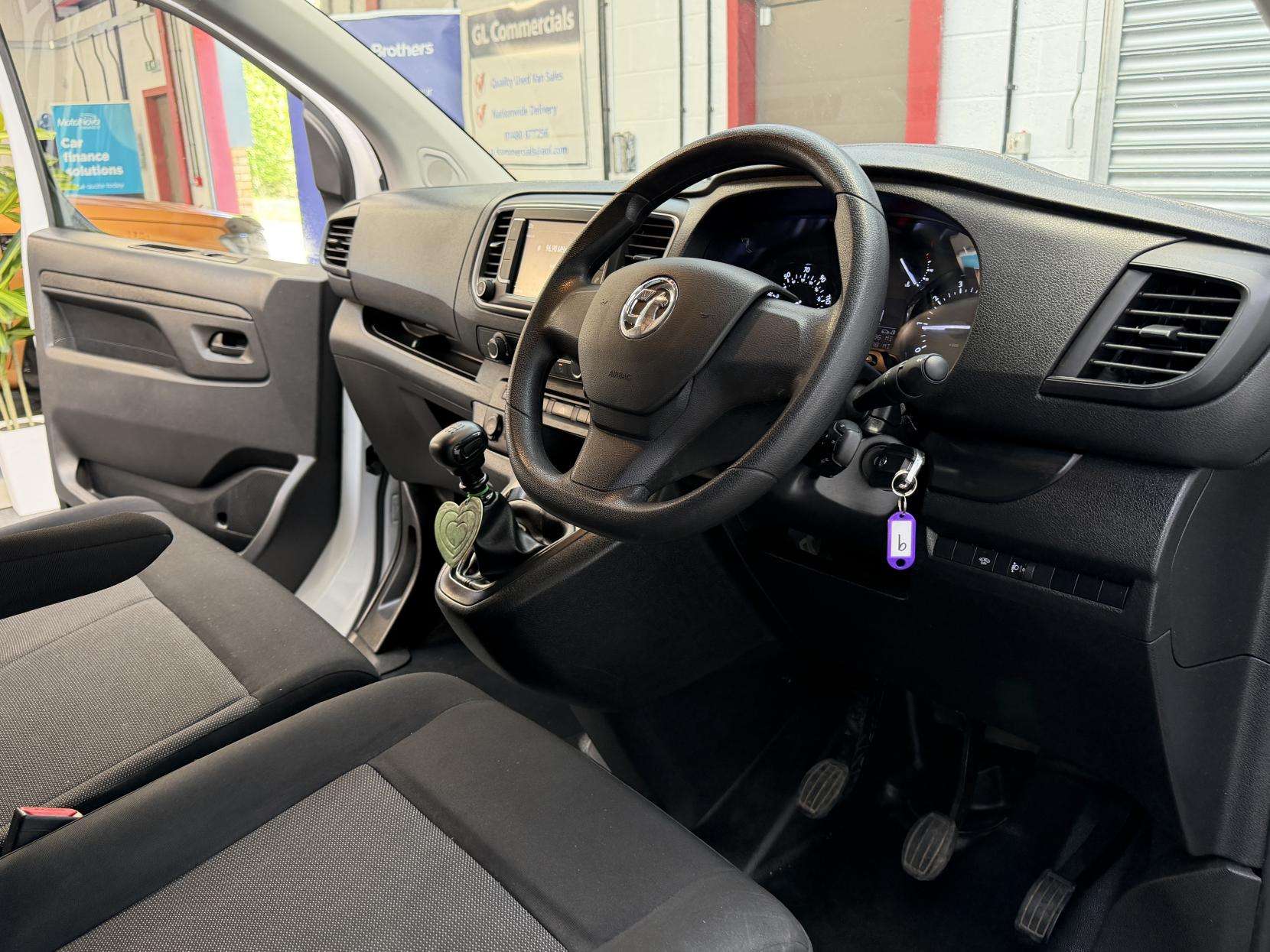 2023 VAUXHALL VIVARO 2023 VAUXHALL VIVARO