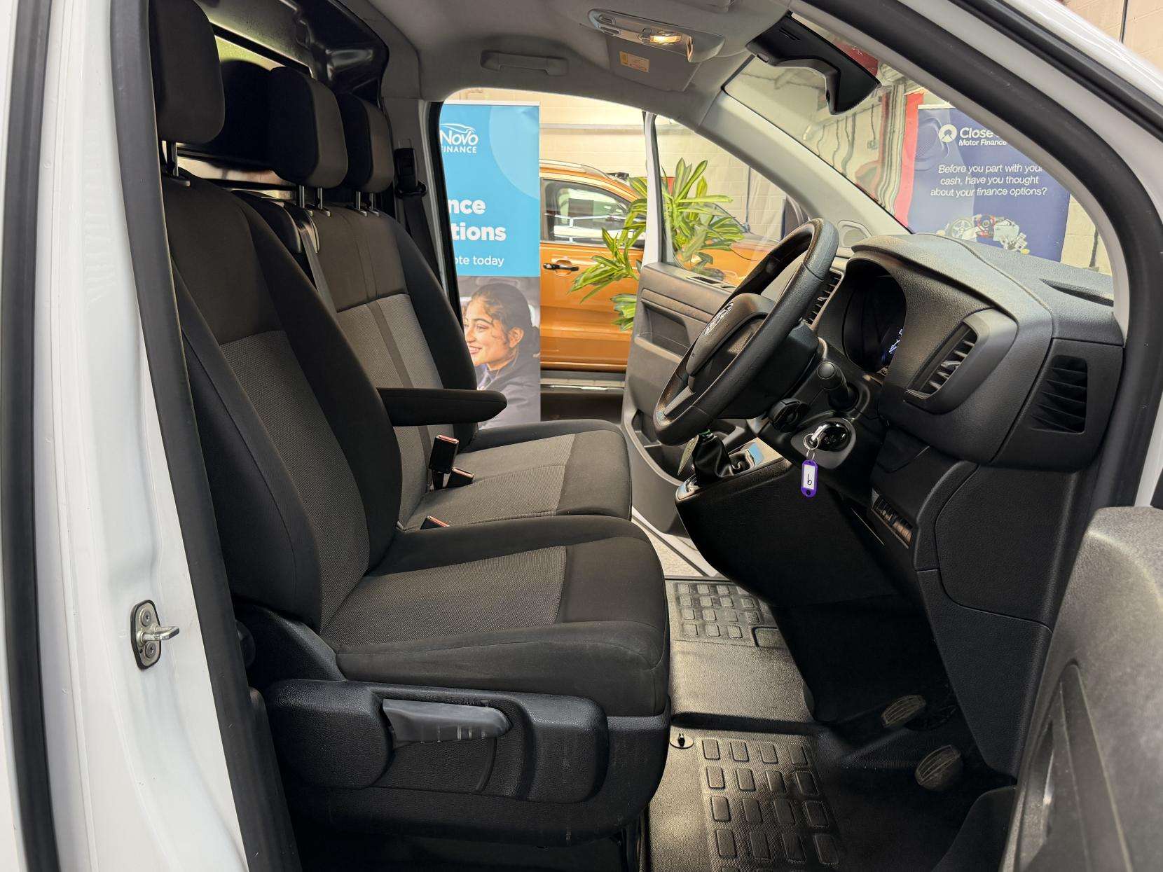 2023 VAUXHALL VIVARO 2023 VAUXHALL VIVARO