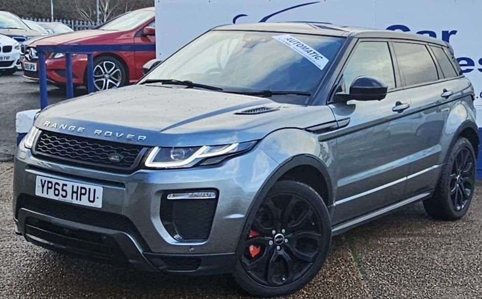A 2015 LAND ROVER RANGE ROVER EVOQUE 2.0 TD4 HSE DYNAMIC LUX 5d 177 BHP GREAT SERVICE HISTORY WITH THIS CAR A 2015 LAND ROVER RANGE ROVER EVOQUE 2.0 TD4 HSE DYNAMIC LUX 5d 177 BHP GREAT SERVICE HISTORY WITH THIS CAR