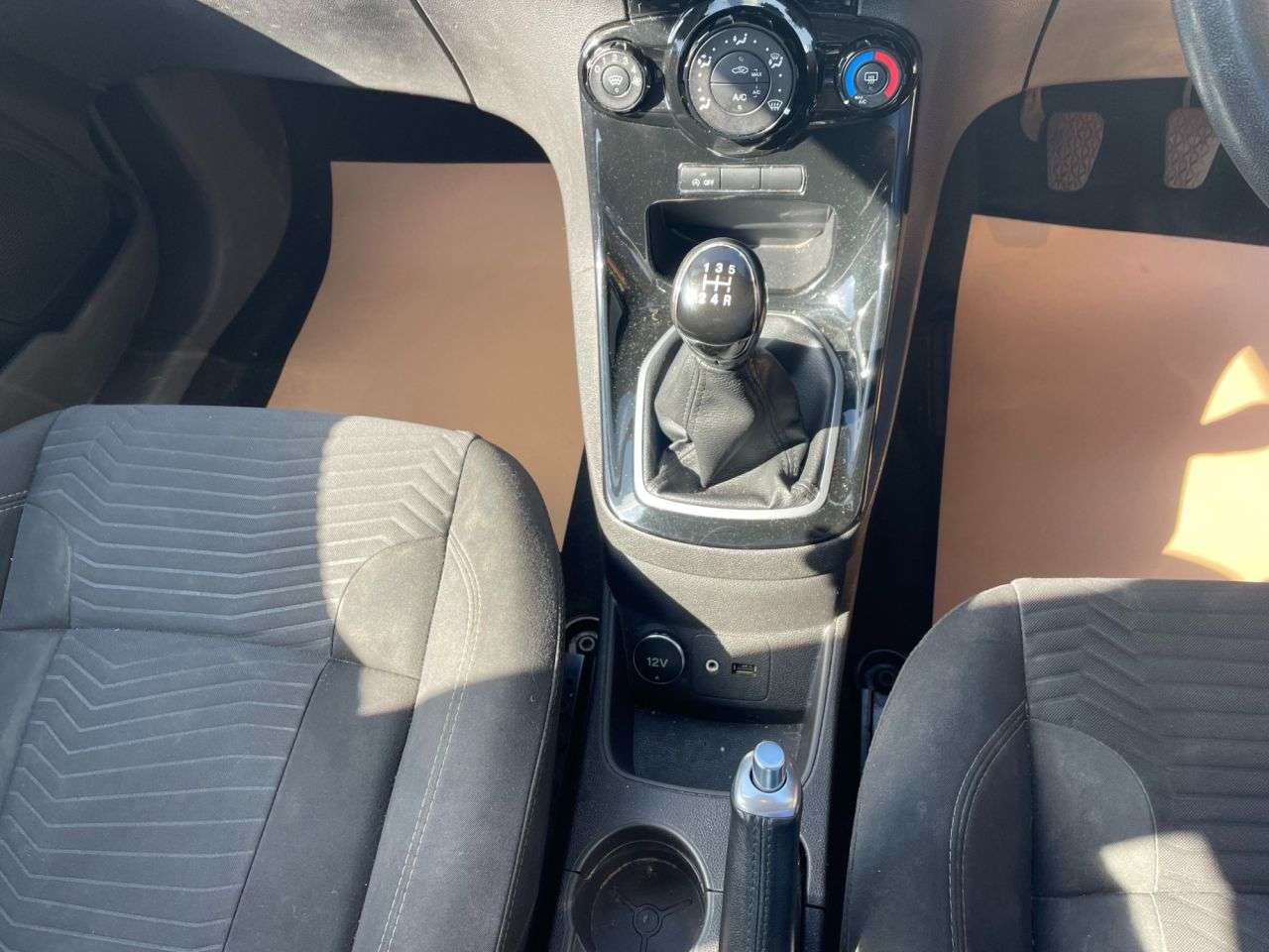 2014 FORD FIESTA 2014 FORD FIESTA
