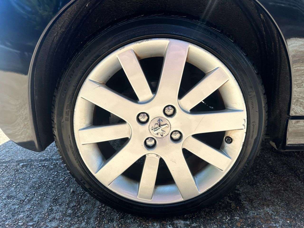 2011 PEUGEOT 207 2011 PEUGEOT 207