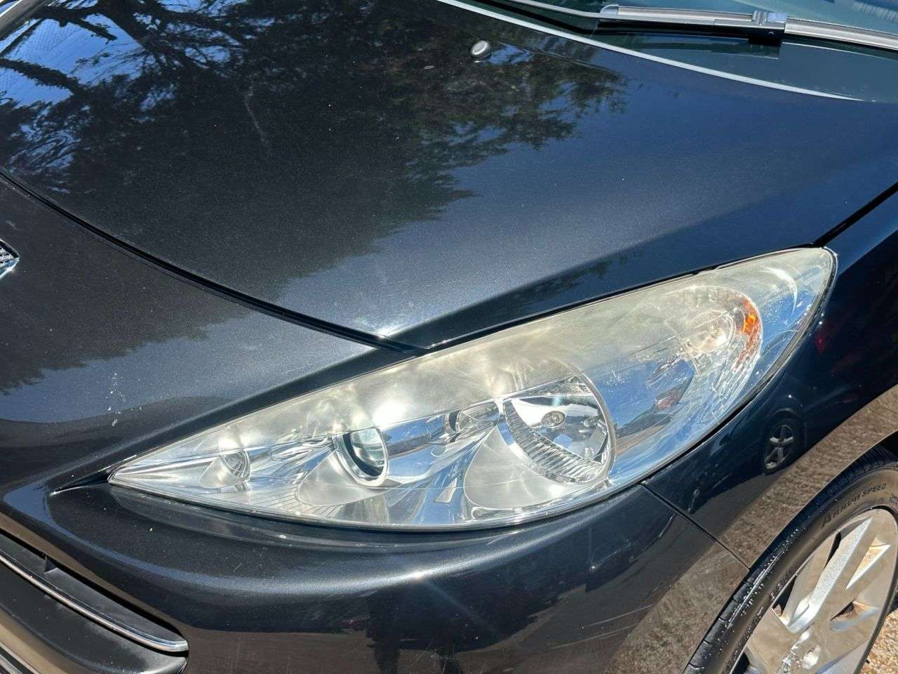 2011 PEUGEOT 207 2011 PEUGEOT 207