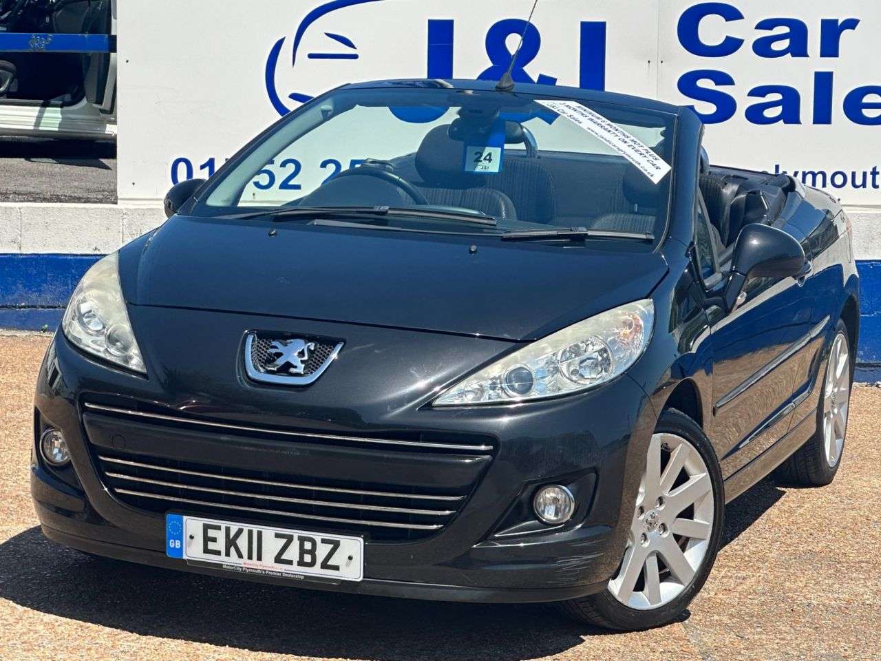 A 2011 PEUGEOT 207 1.6 CC GT 2d 120 BHP A GREAT EXAMPLE INSIDE AND OUT A 2011 PEUGEOT 207 1.6 CC GT 2d 120 BHP A GREAT EXAMPLE INSIDE AND OUT