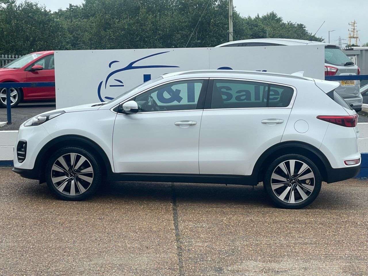 A 2016 KIA SPORTAGE 1.7 CRDi 3 SUV 5dr Diesel Manual Euro 6 (s/s) (114 bhp) GREAT SERVICE HISTO A 2016 KIA SPORTAGE 1.7 CRDi 3 SUV 5dr Diesel Manual Euro 6 (s/s) (114 bhp) GREAT SERVICE HISTO