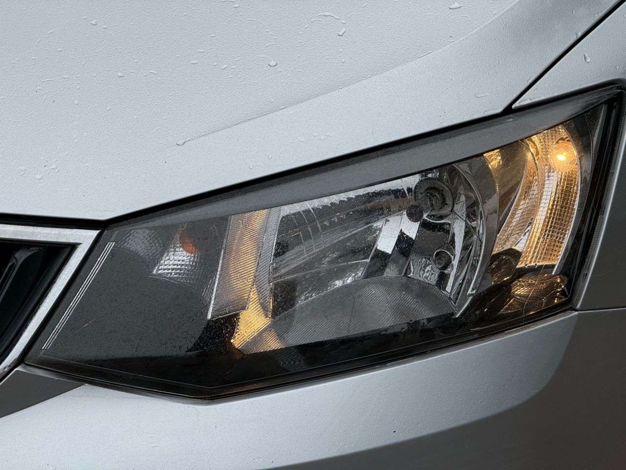 2015 SKODA FABIA 2015 SKODA FABIA