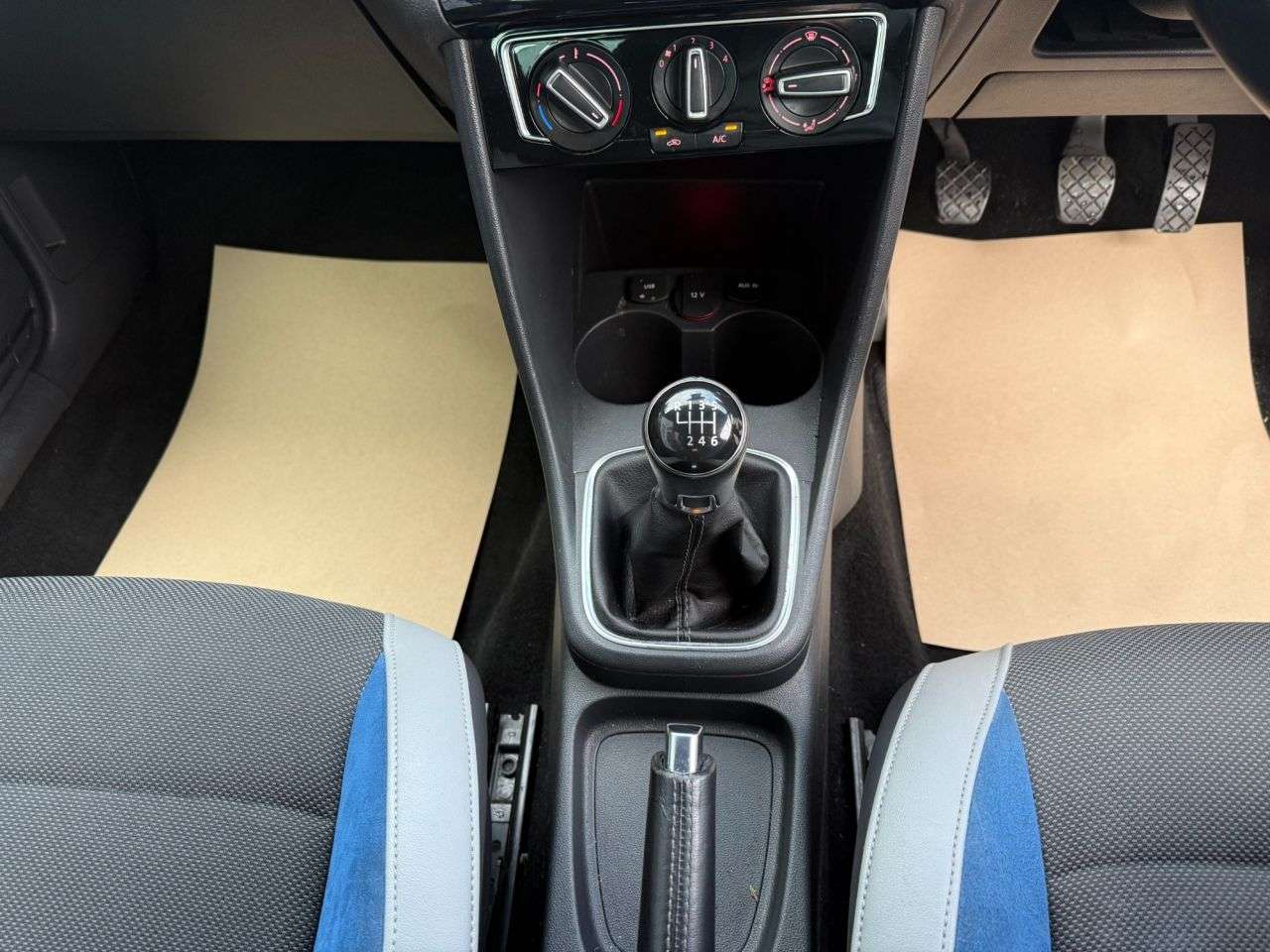 2014 VOLKSWAGEN POLO 2014 VOLKSWAGEN POLO