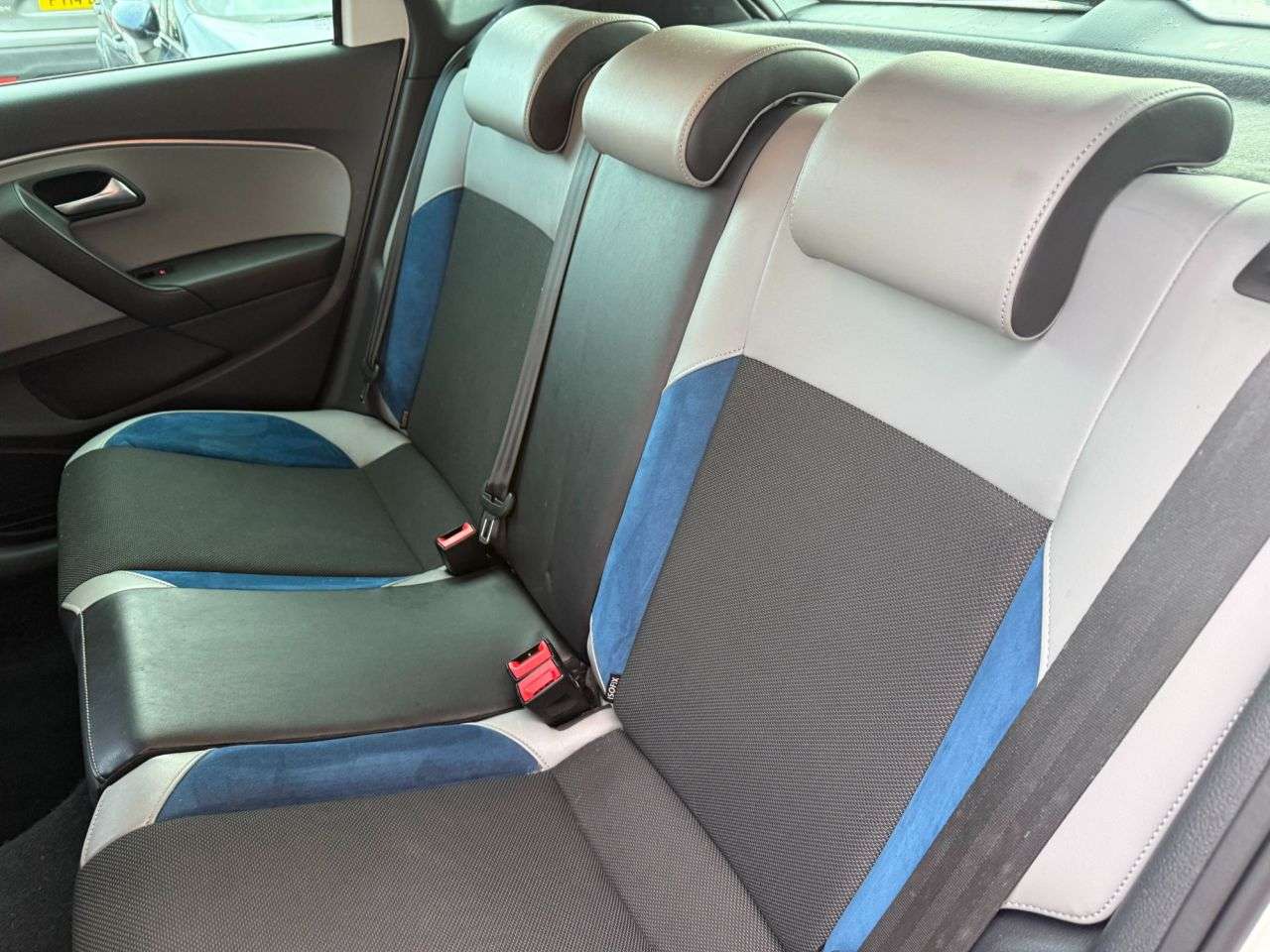 2014 VOLKSWAGEN POLO 2014 VOLKSWAGEN POLO