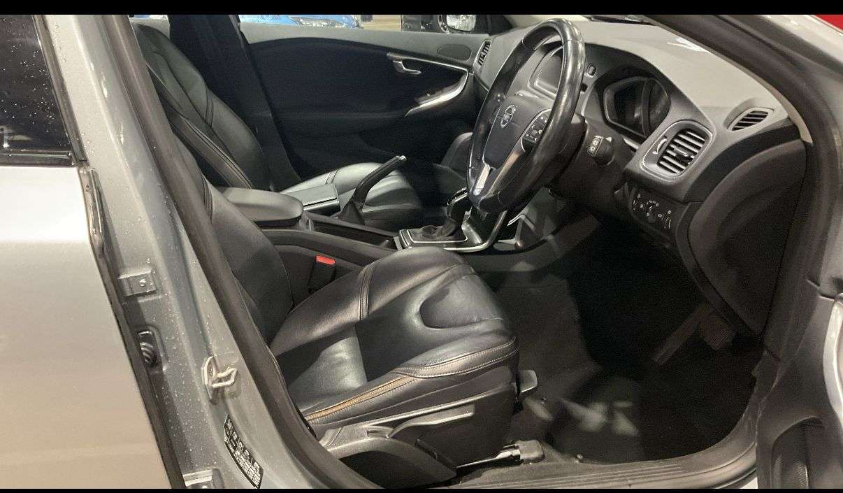 2015 VOLVO V40 CROSS COUNTRY 2015 VOLVO V40 CROSS COUNTRY