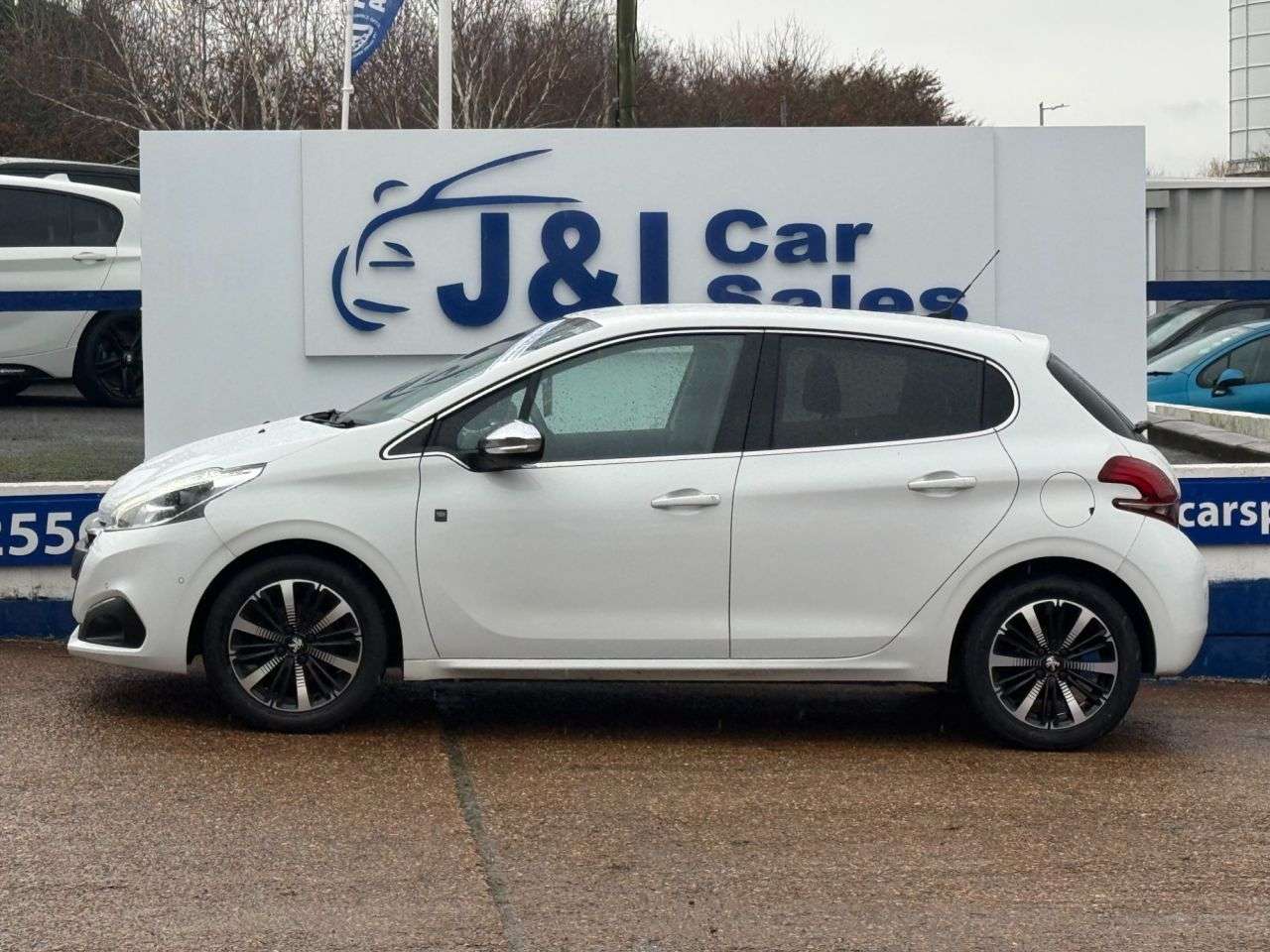 2019 PEUGEOT 208 2019 PEUGEOT 208