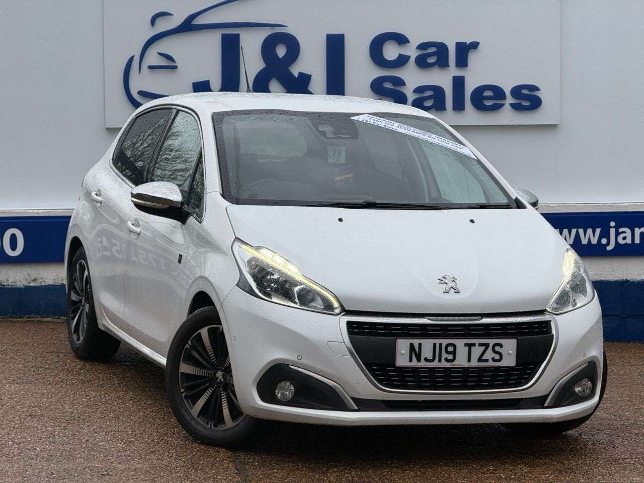 2019 PEUGEOT 208 2019 PEUGEOT 208