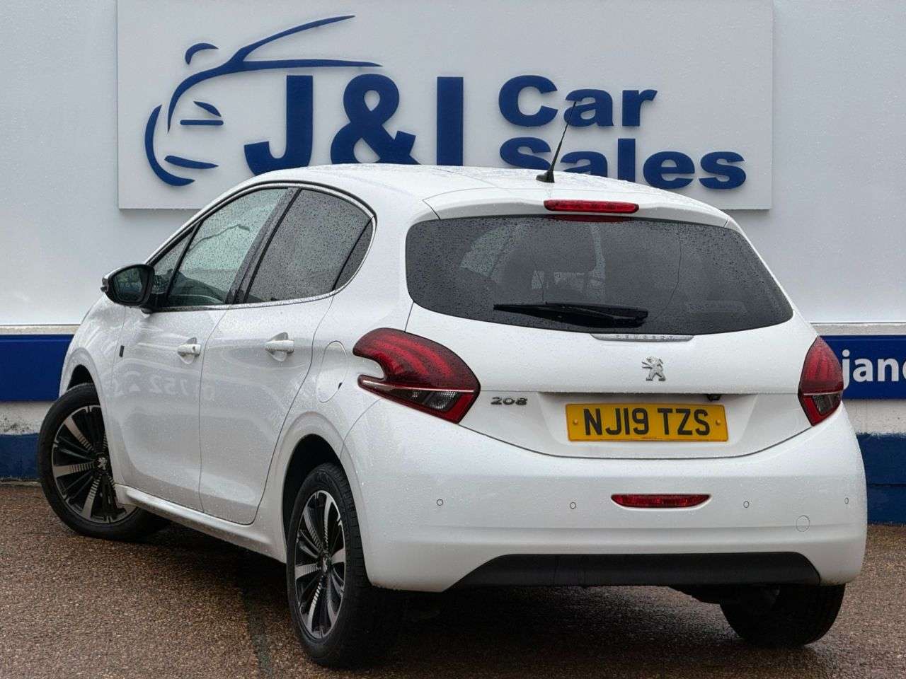 2019 PEUGEOT 208 2019 PEUGEOT 208