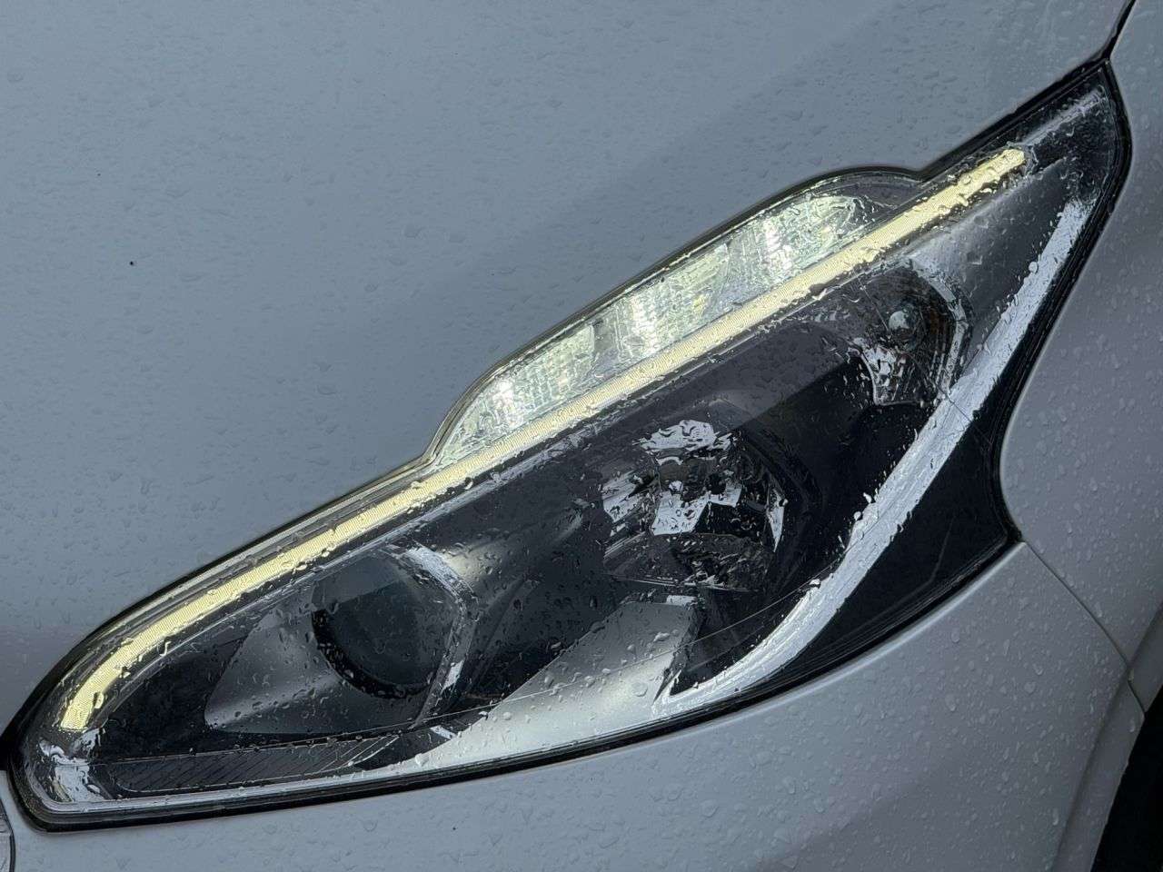 2019 PEUGEOT 208 2019 PEUGEOT 208