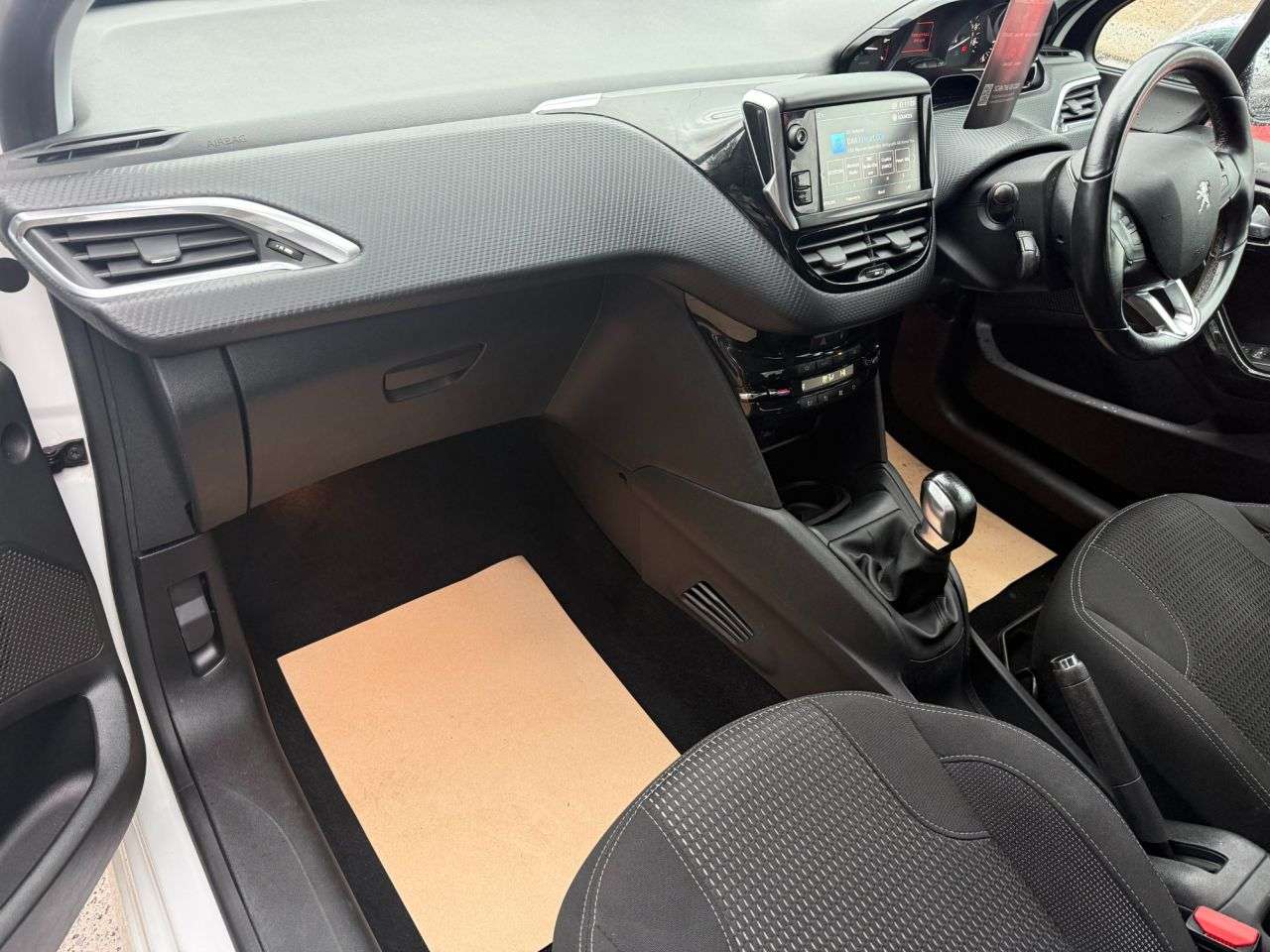 2019 PEUGEOT 208 2019 PEUGEOT 208