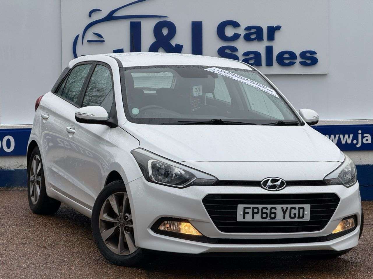 A 2016 HYUNDAI I20 1.0 T-GDi Turbo Edition Hatchback 5dr Petrol Manual Euro 6 (s/s) (100 ps) G A 2016 HYUNDAI I20 1.0 T-GDi Turbo Edition Hatchback 5dr Petrol Manual Euro 6 (s/s) (100 ps) G