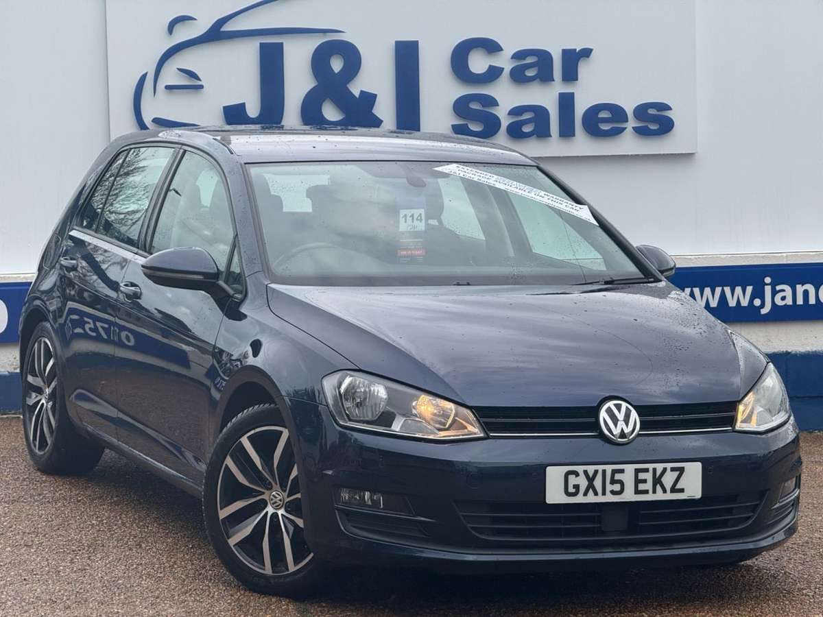 Check out this Volkswagen Golf 2015 Petrol Manual
